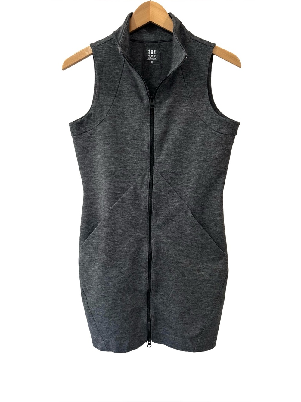 Title Nine Passport Ponte 2.0 Tank Dress S grey Two Way Zip Athleisure Pockets